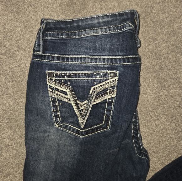 Vigoss Dark Blue Cropped Capris - Picture 6 of 7
